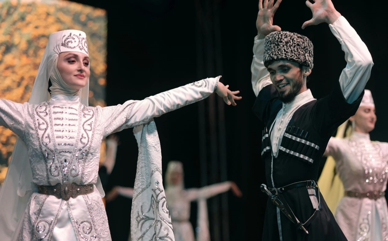 Ансамбль "Магас" принял участие в  XIV Международном фестивале-конкурсе сольного танца им.Махмуда Эсамбаева.
